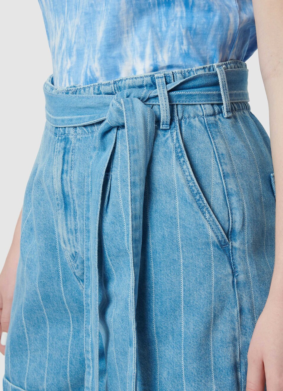 Kaylee Stripe Flared High Rise Short, , large image number 4