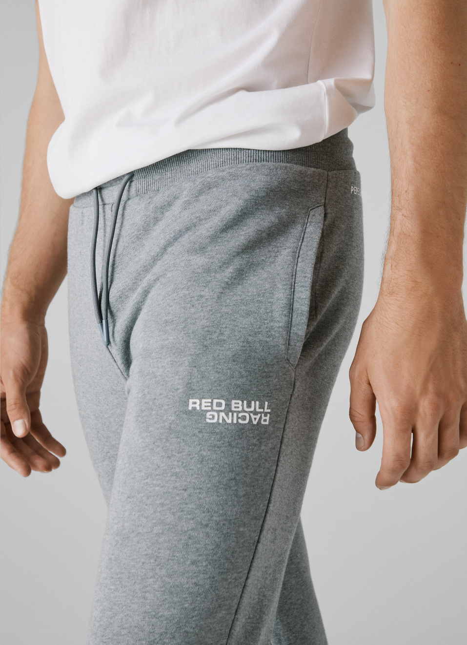 Red Bull Racing X Pepe Jeans Grey Reflect Logo Jogger, , large image number 4
