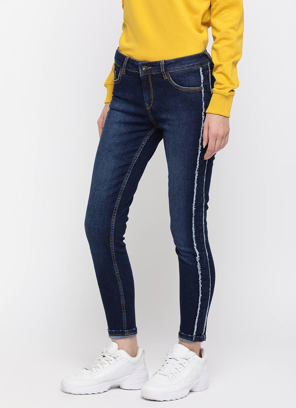 Lola Skinny Fit Mid Waist Jeans, , large image number 1