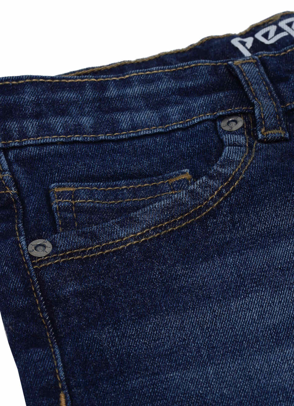 Gracia Regular Fit Mid Waist Denim Shorts, , large image number 3