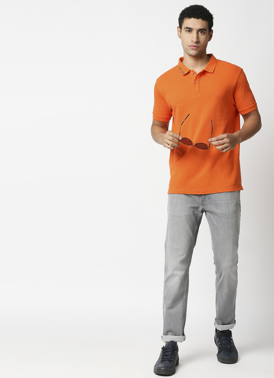 Cash Straight Fit Mid Waist Straight Leg Jeans, , large image number 3