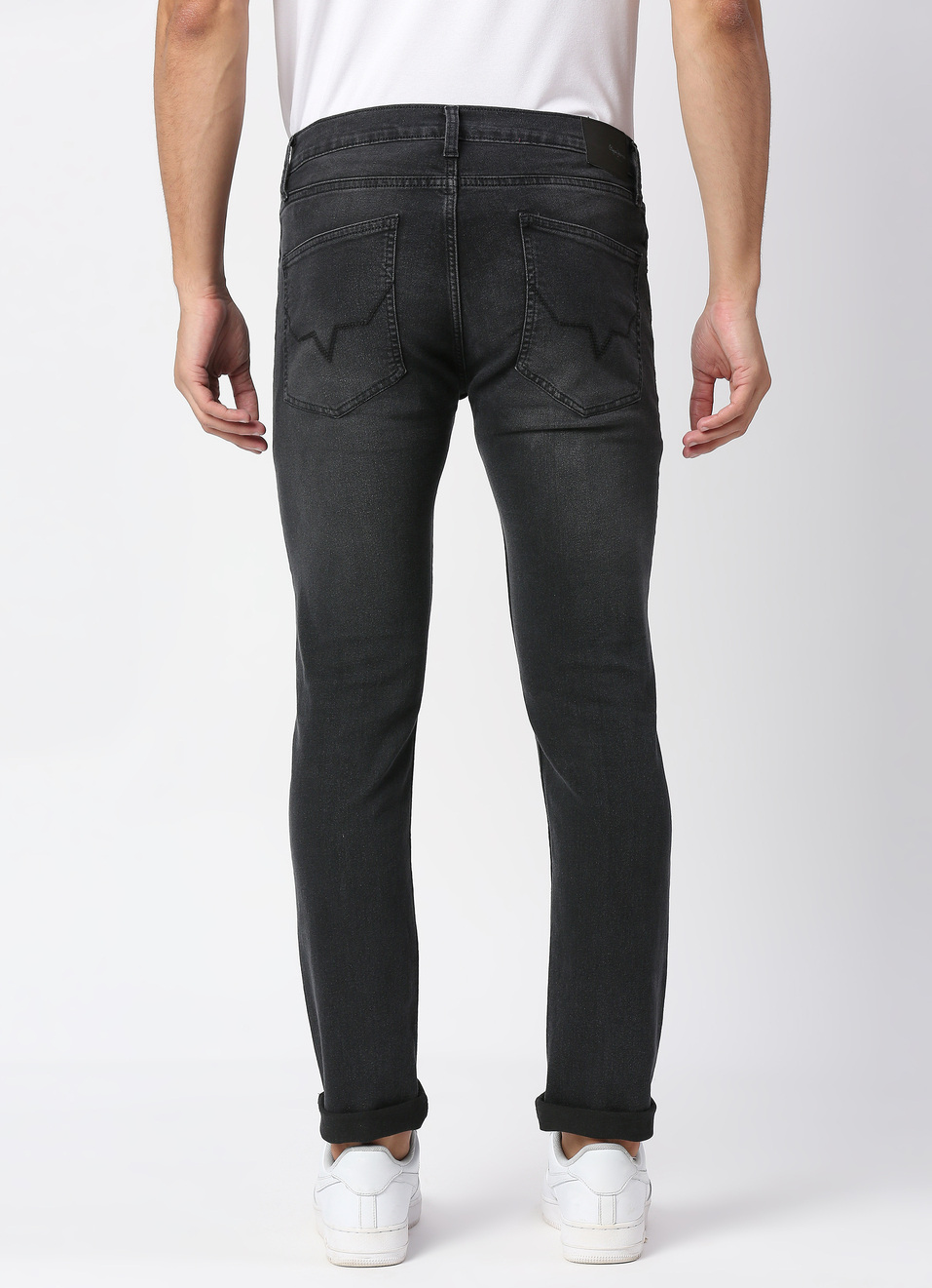 Men Black Low Rise Tapered Fit Stretchable Jeans, , large image number 2