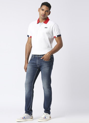 Tapered Vapour Tapered Fit Low Waist Jeans