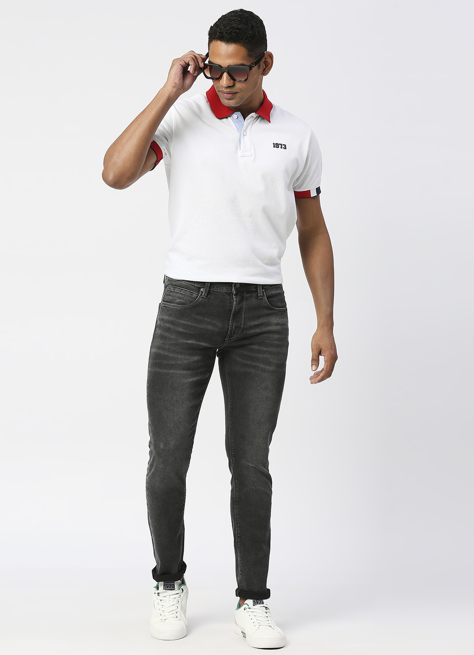 Tapered Vapour Tapered Fit Low Waist Jeans, , large image number 1