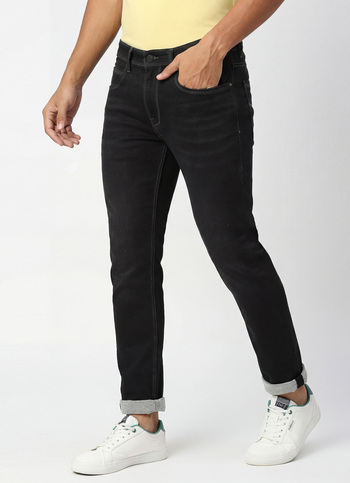 Tapered Vapour Tapered Fit Low Waist Jeans