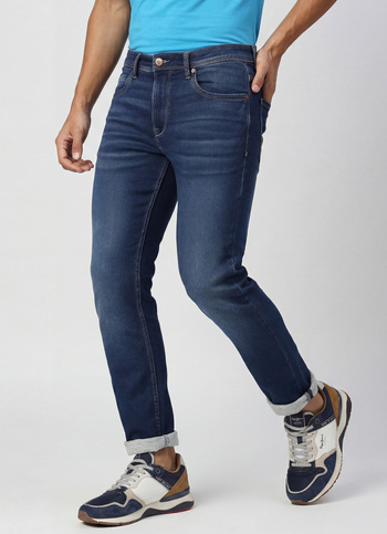 Tapered Vapour Tapered Fit Low Waist Jeans