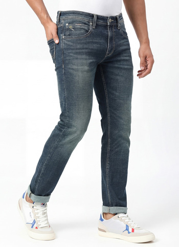 Tapered Vapour Tapered Fit Low Waist Jeans