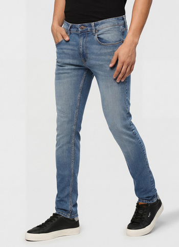 Vapour Light Blue Low Rise Tapered Jeans