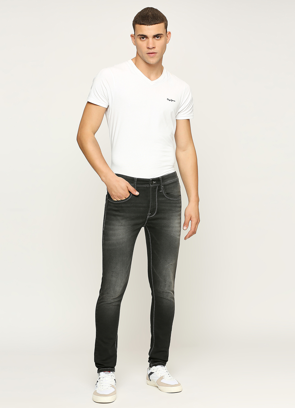Chinox Black Mid Rise Regular Fit Jeans, , large image number 1