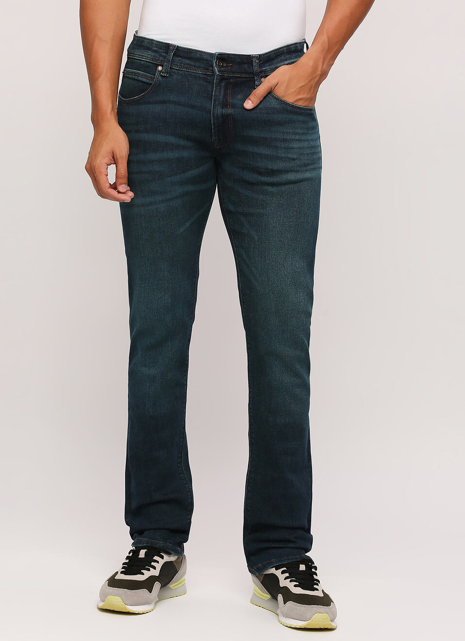 Vapour Blue Mid Waist Slim Fit Jeans, , large image number 2