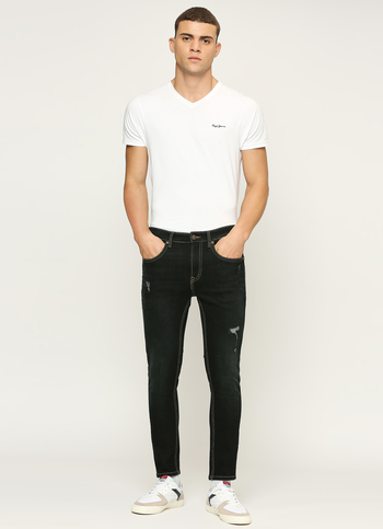 Chinox Distressed Black Mid Rise Ankle Jeans