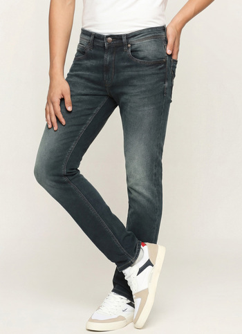 Tapered Vapour Black Low Waist Slim Fit Jeans