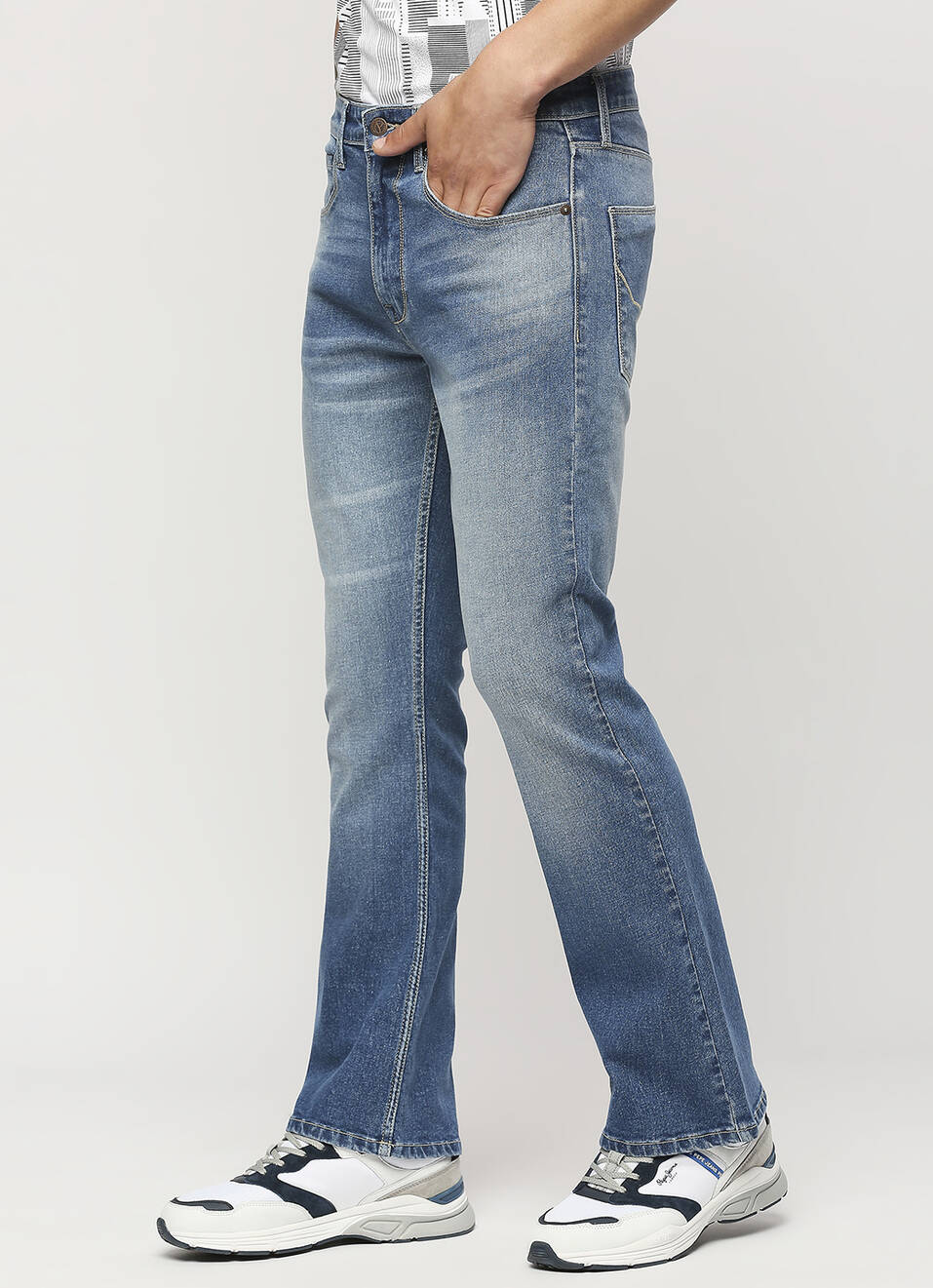 Light Blue Mid Rise Bootcut Jeans, , large image number 6