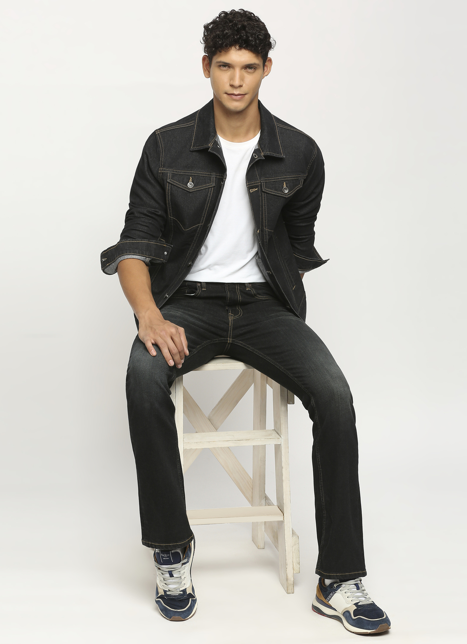 Black Mid Rise Bootcut Jeans, , large image number 5