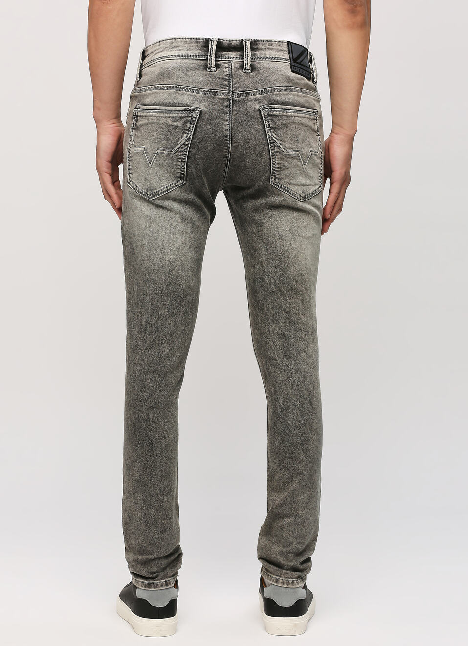 Men Grey Mid Rise Slim Fit Tapered Leg Stretchable Jeans, , large image number 1