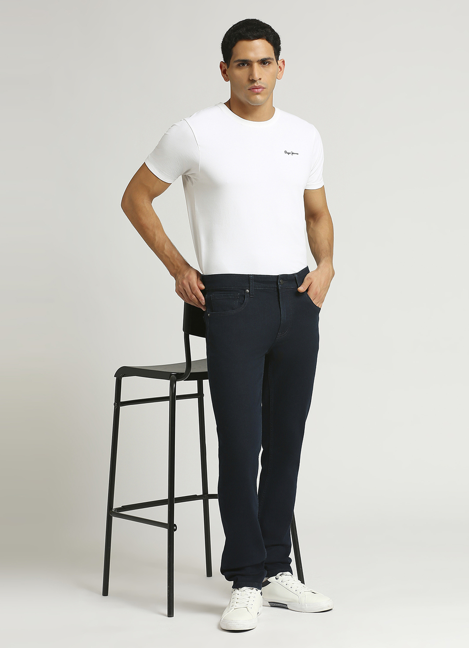 Vapour Black Low Rise Tapered Jeans, , large image number 1