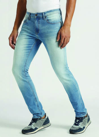 Vapour Light Blue Mid Rise Slim Fit Jeans