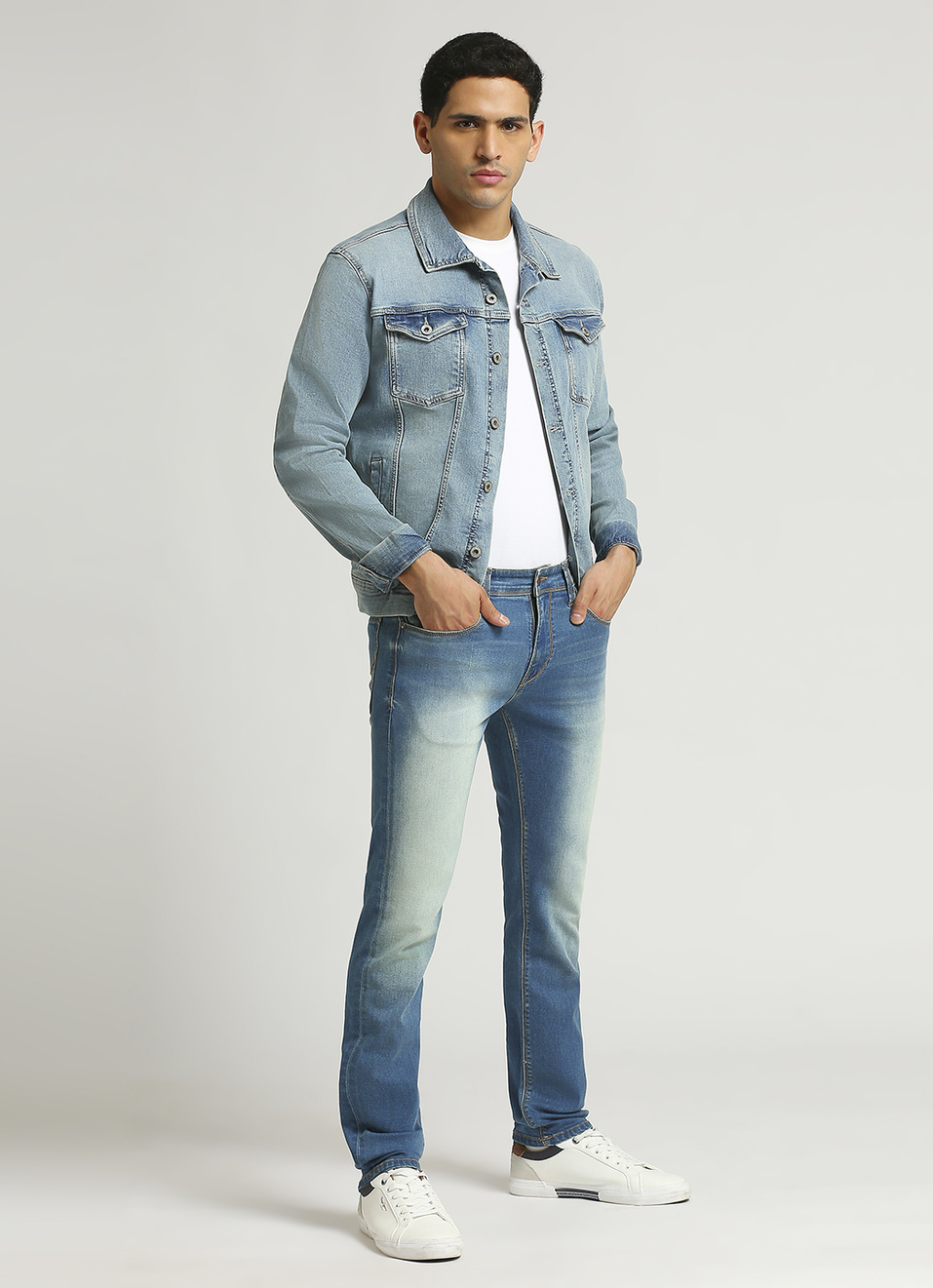 Vapour Blue Low Rise Tapered Jeans, , large image number 1