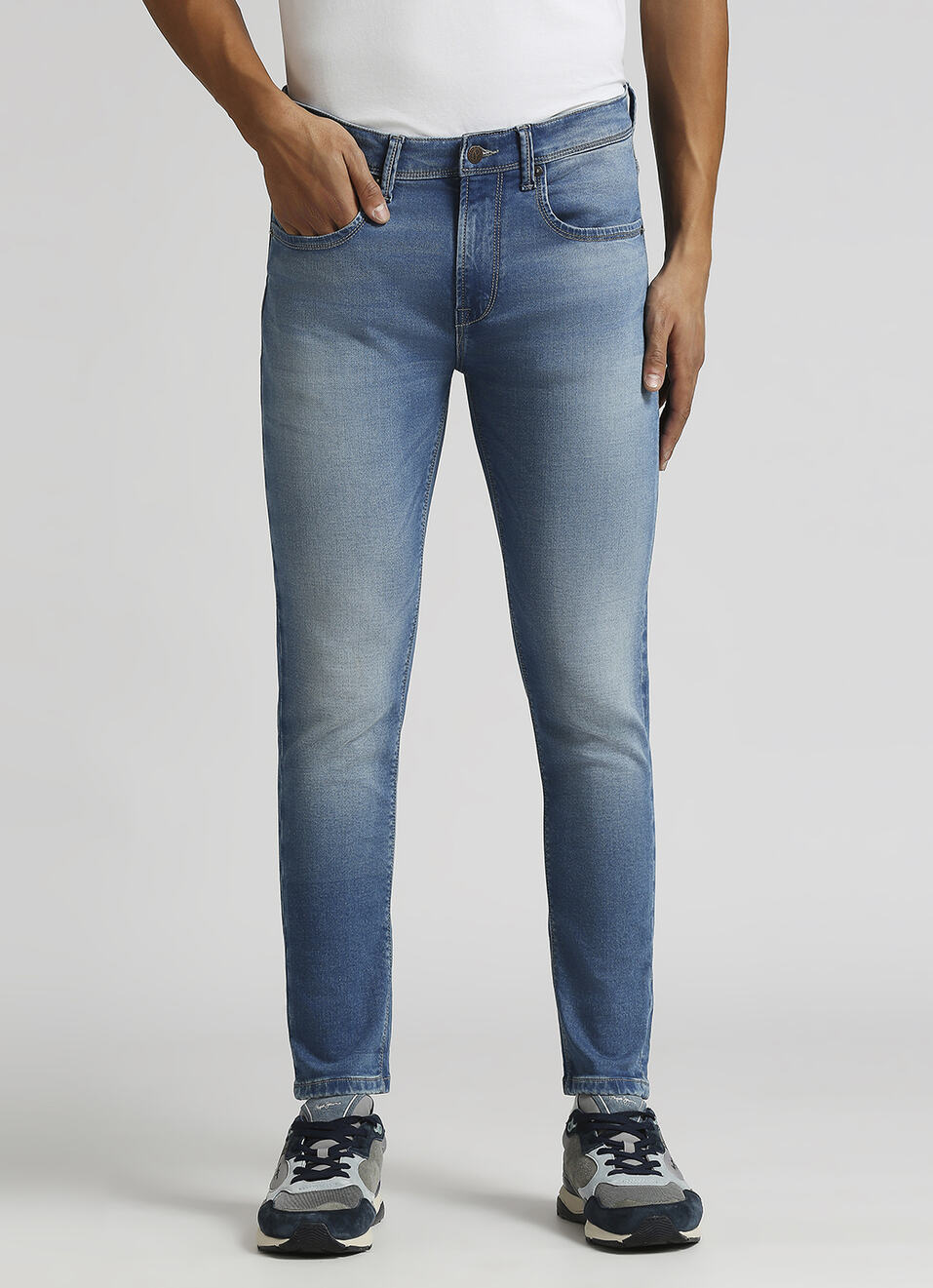 Chinox Light Blue Mid Rise Ankle Gymindigo Jeans, , large image number 2