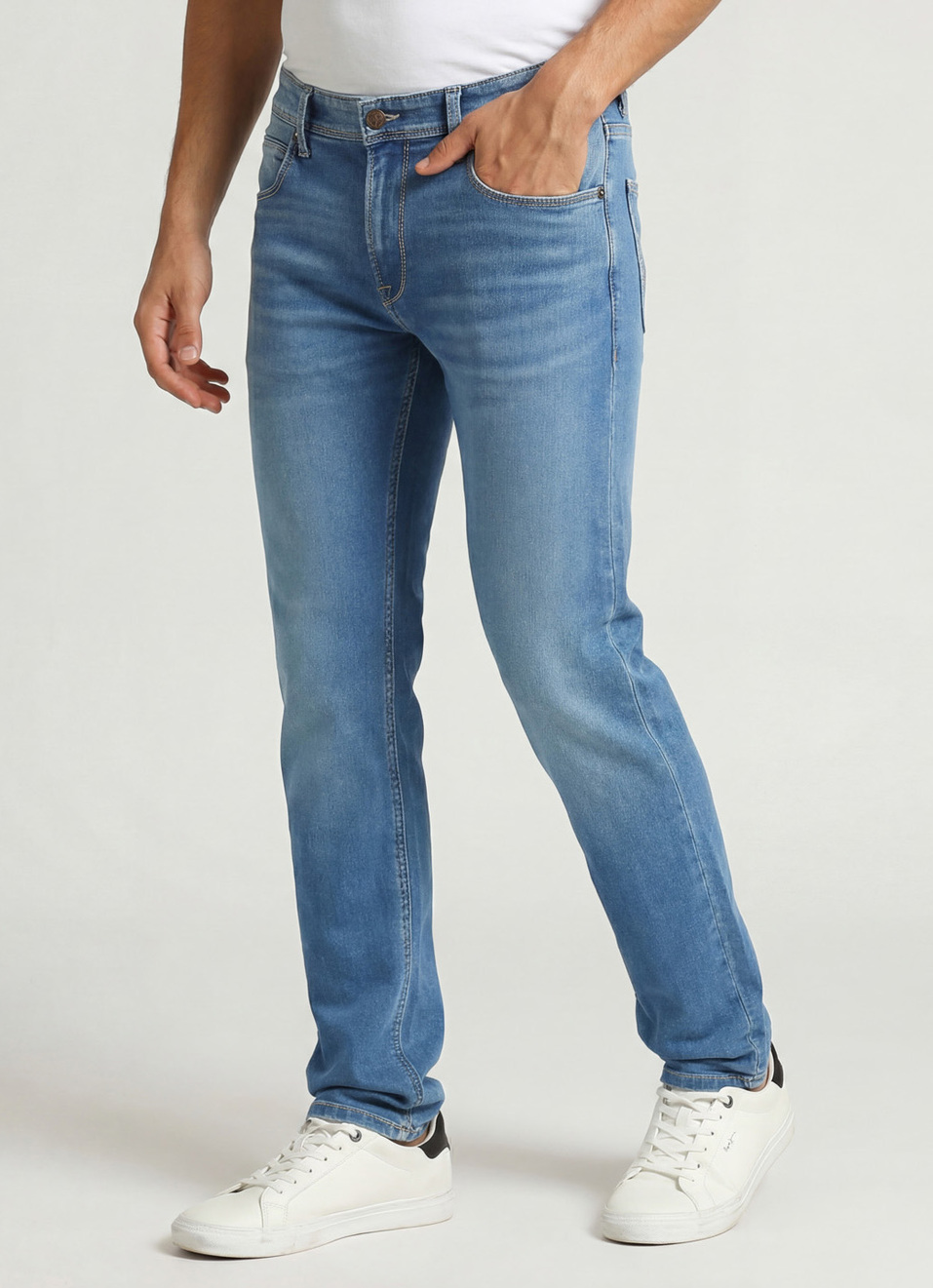 Vapour Light Blue Low Rise Tapered Jeans, , large image number 0