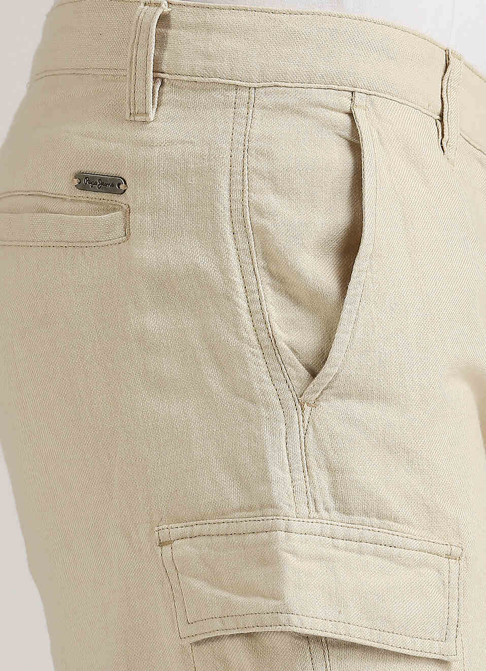 Off White Back Welt Pockets Linen Cargo Shorts, , large image number 4