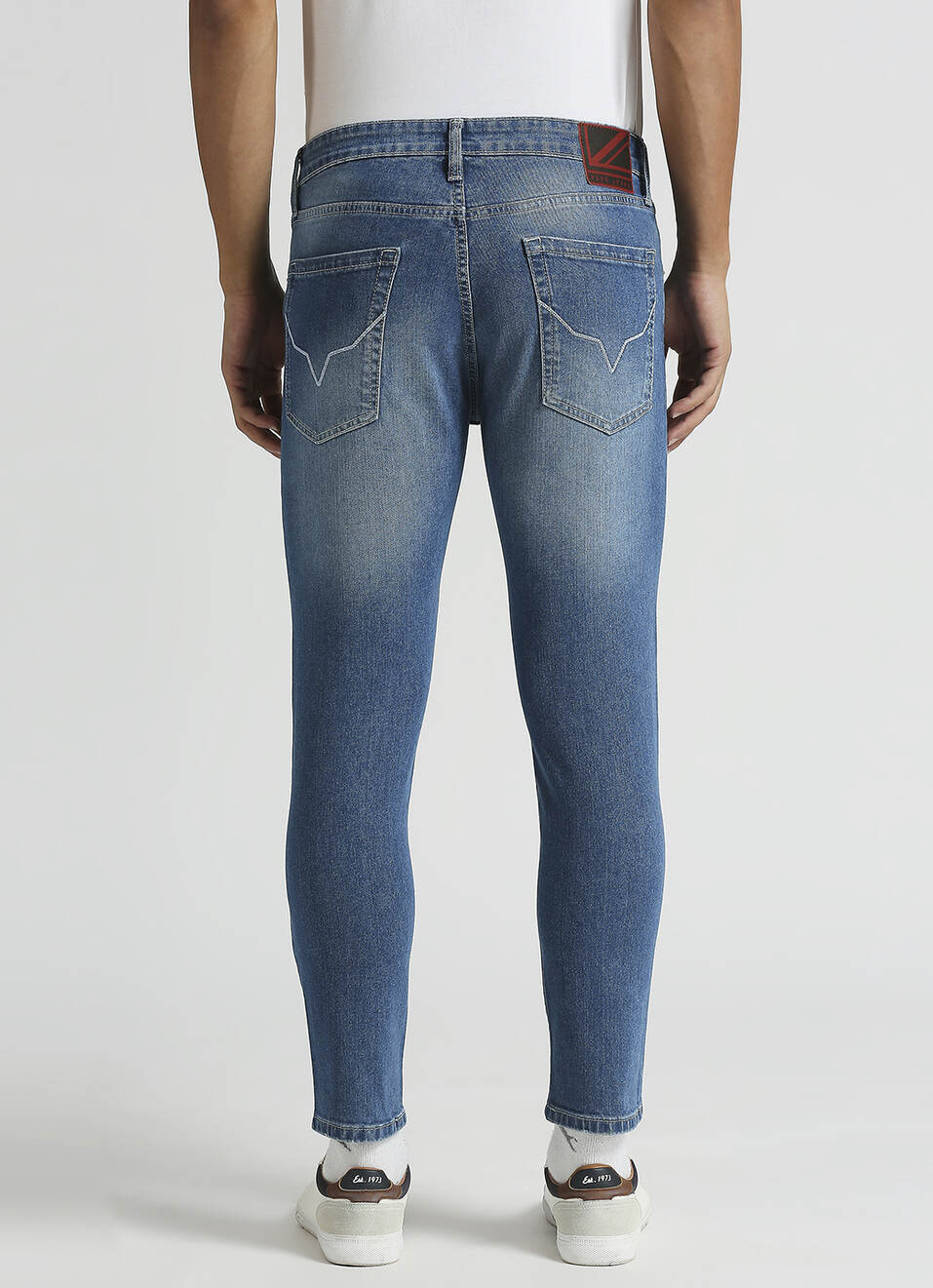 Chinox Distressed Light Blue Mid Rise Ankle Jeans, , large image number 3