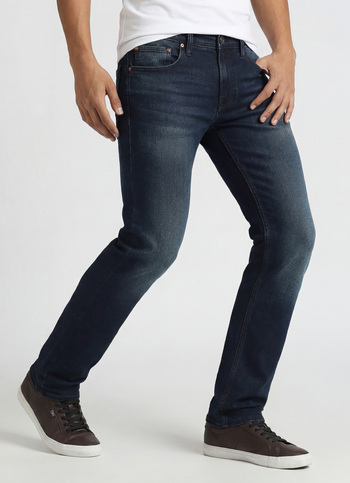 Men Dark Blue Mid Rise Slim Fit Jeans