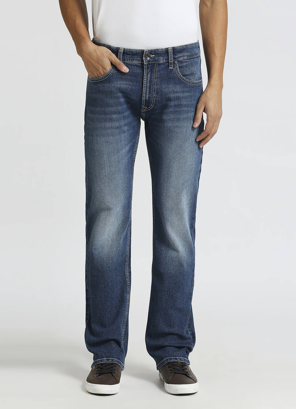 Holborne Mid Rise Straight Fit Jeans, , large image number 2