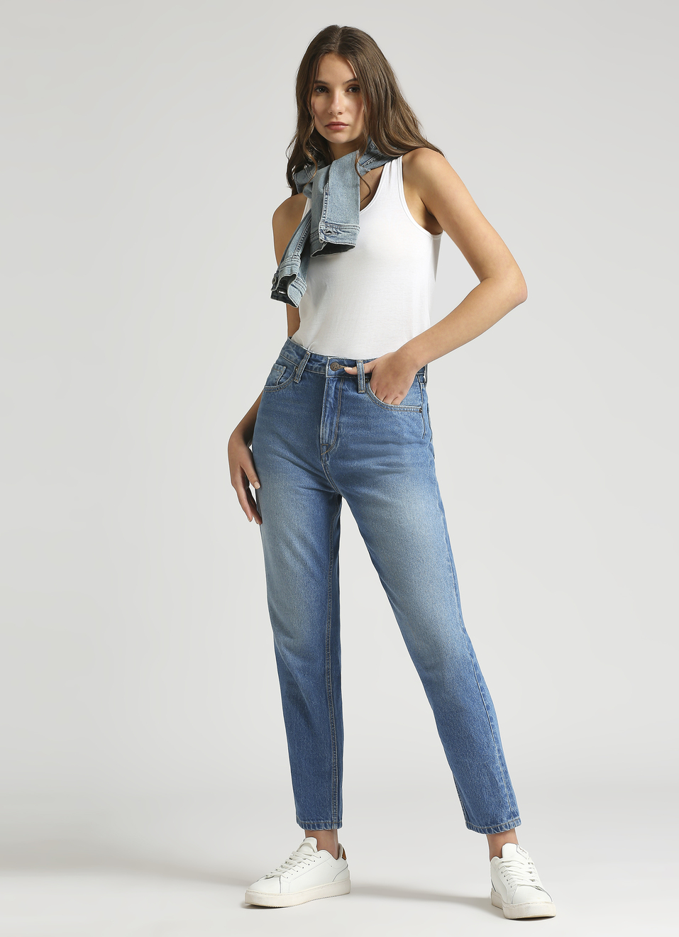 Light Blue Mid Waist Mom Fit Jeans Pepe Jeans India Light Blue Mid Waist Mom Fit Jeans Pepe Jeans India