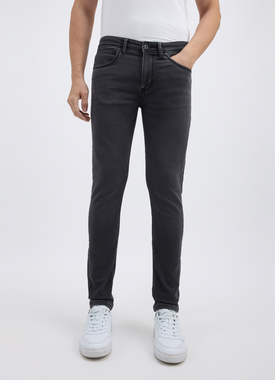 Men Black Mid Rise Tapered Gymindigo Jeans, , large image number 1