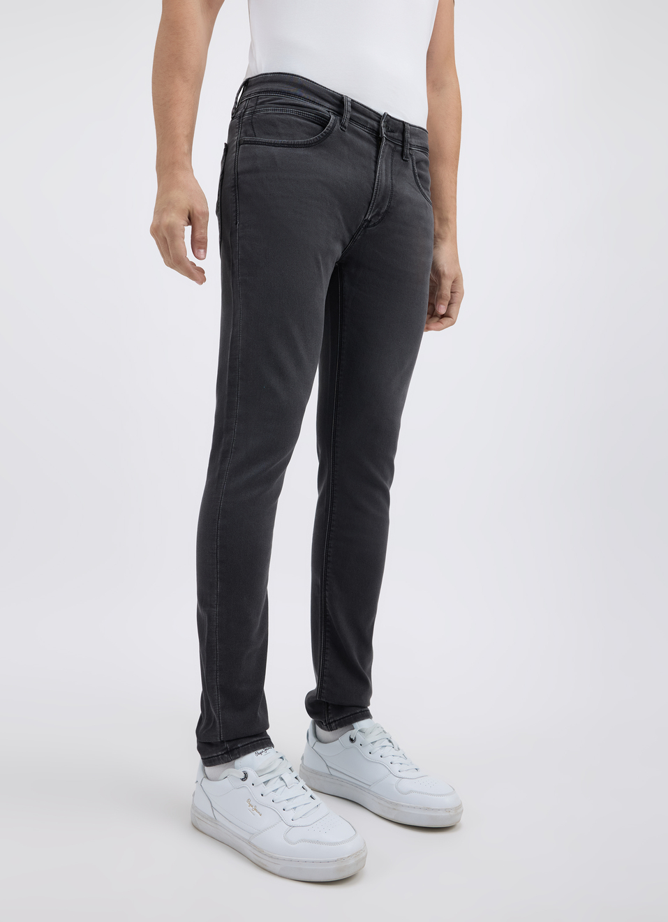 Men Black Mid Rise Tapered Gymindigo Jeans, , large image number 3