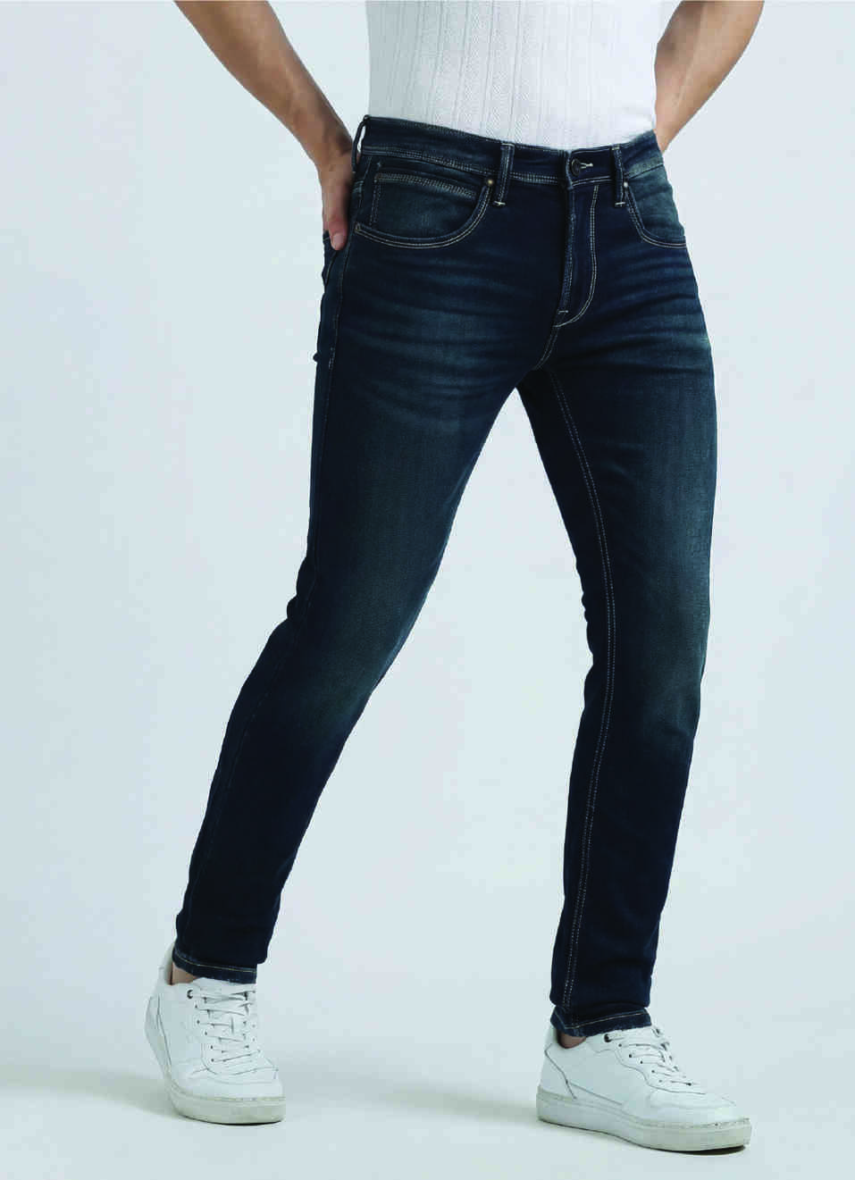 Chinox Blue Mid Rise Tapered Gymindigo Jeans, , large image number 0