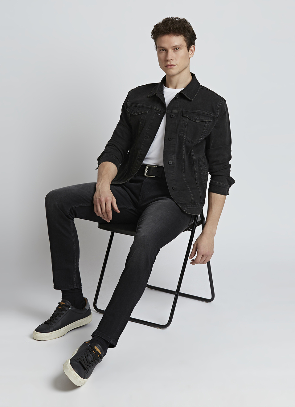 Danial Black Low Waist Tapered Jeans, , large image number 1