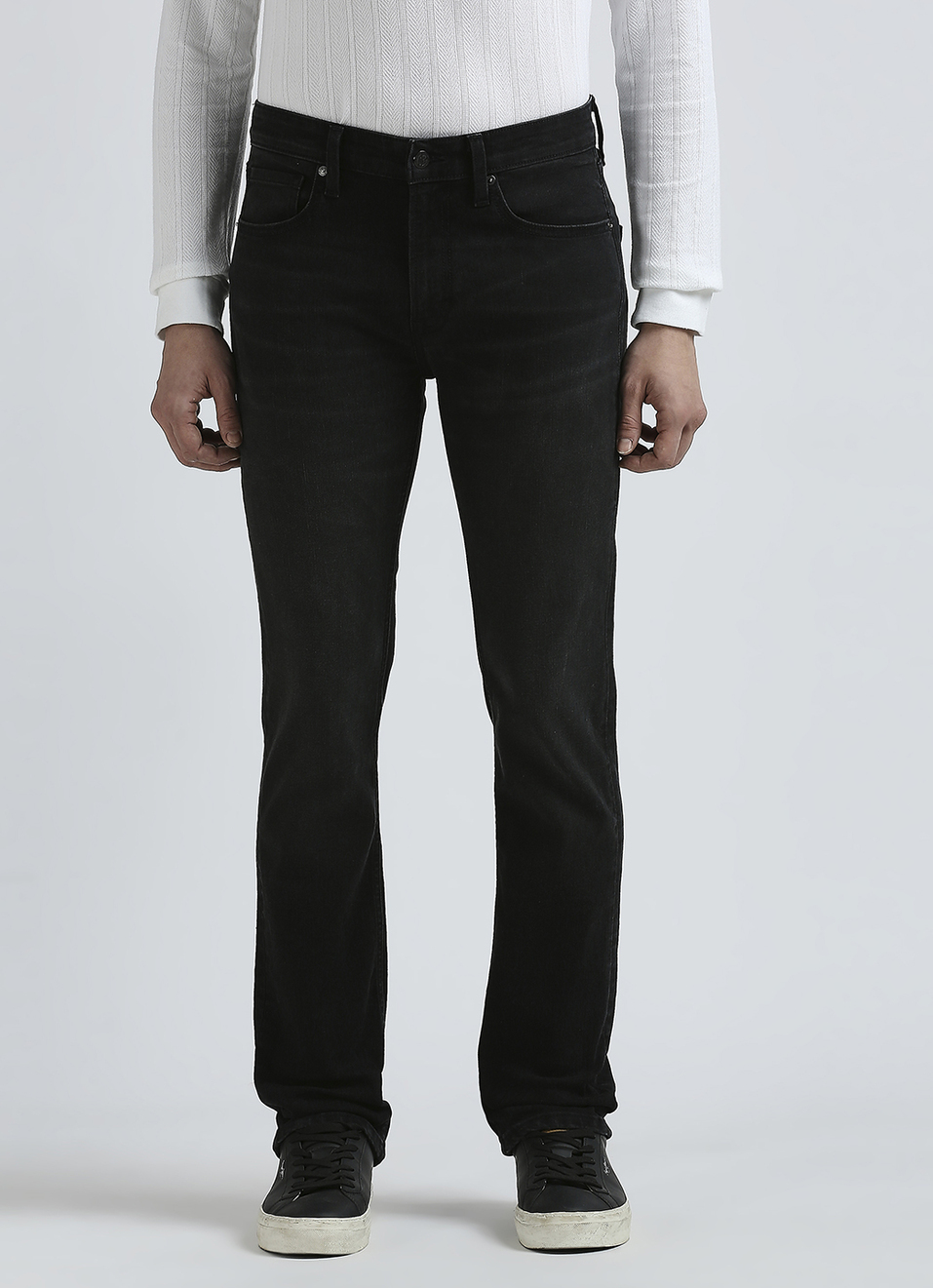 Men Black Mid Rise Straight Jeans, , large image number 2