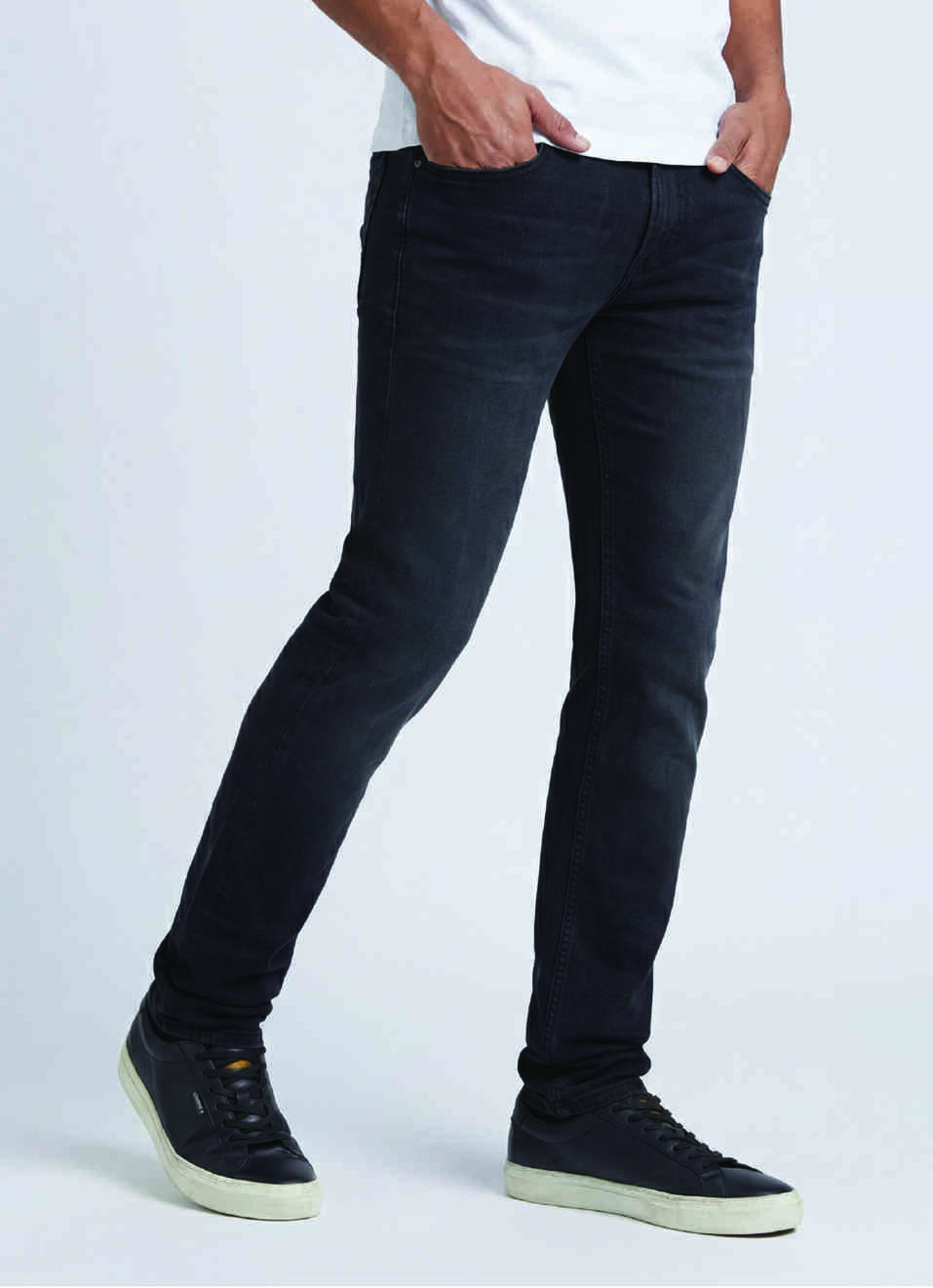 Vapour Black Mid Rise Slim Jeans, , large image number 0