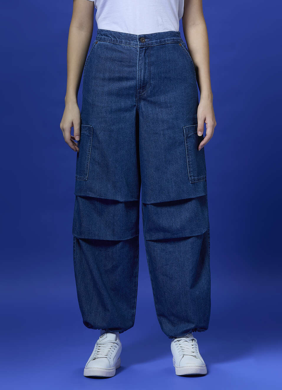 Women Blue High Waist Balloon Leg Parachute Jeans, , large image number 1