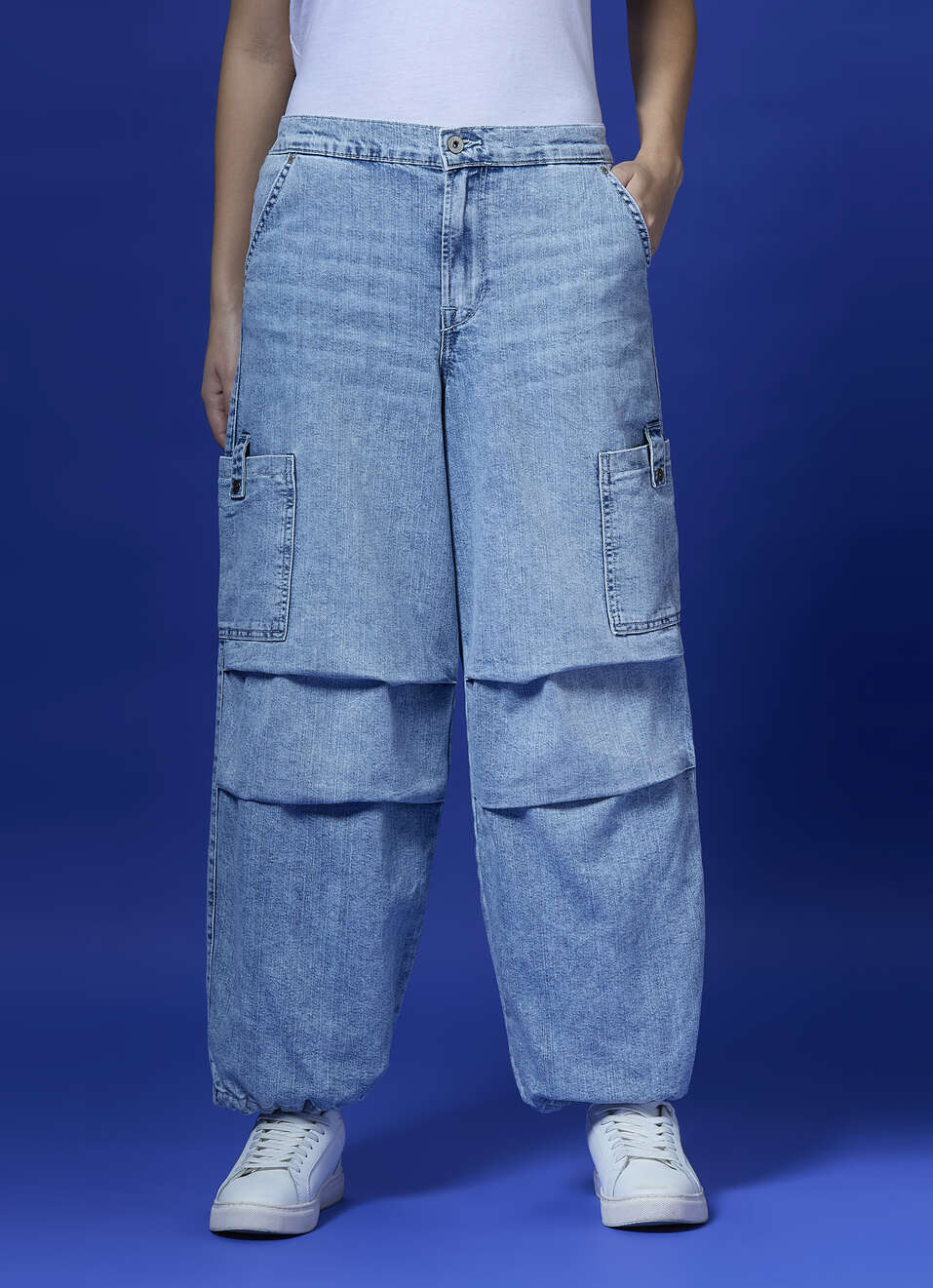Women Blue High Waist Balloon Leg Parachute Jeans, , large image number 1