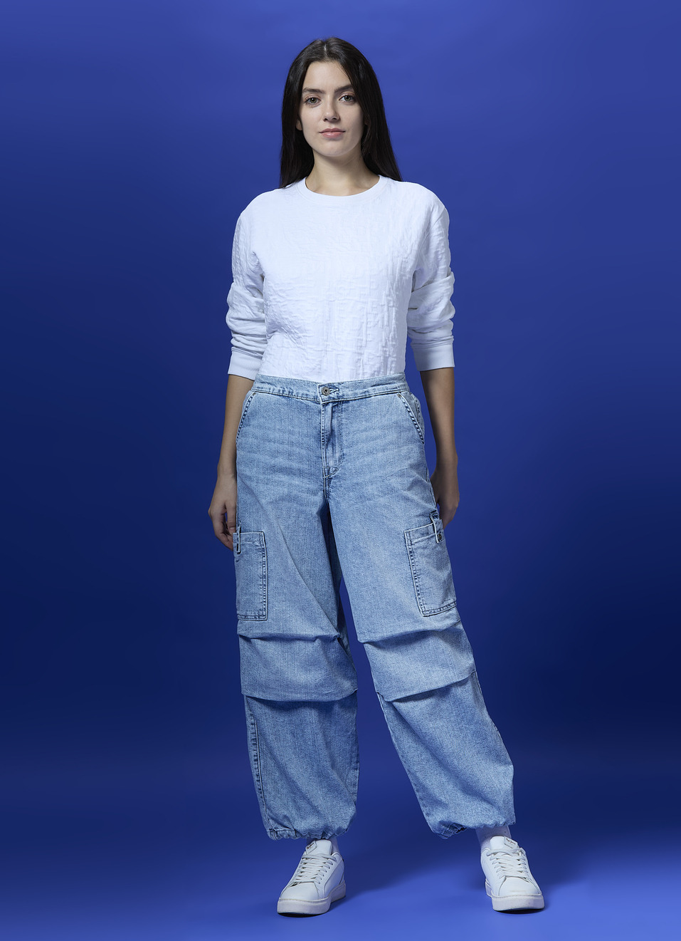 Women Blue High Waist Balloon Leg Parachute Jeans, , large image number 0