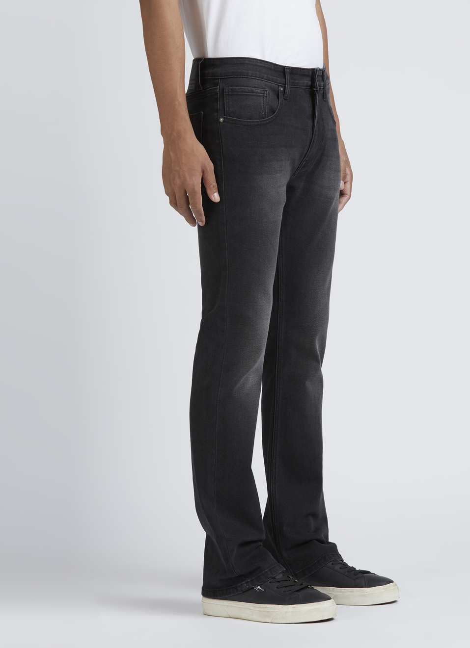 Men Black Mid Rise Stretchable Bootcut Jeans, , large image number 3