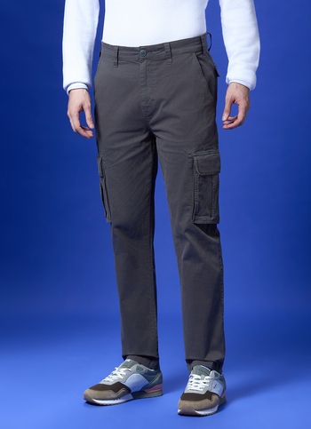 Men Grey Mid Rise Straight Fit Cargo