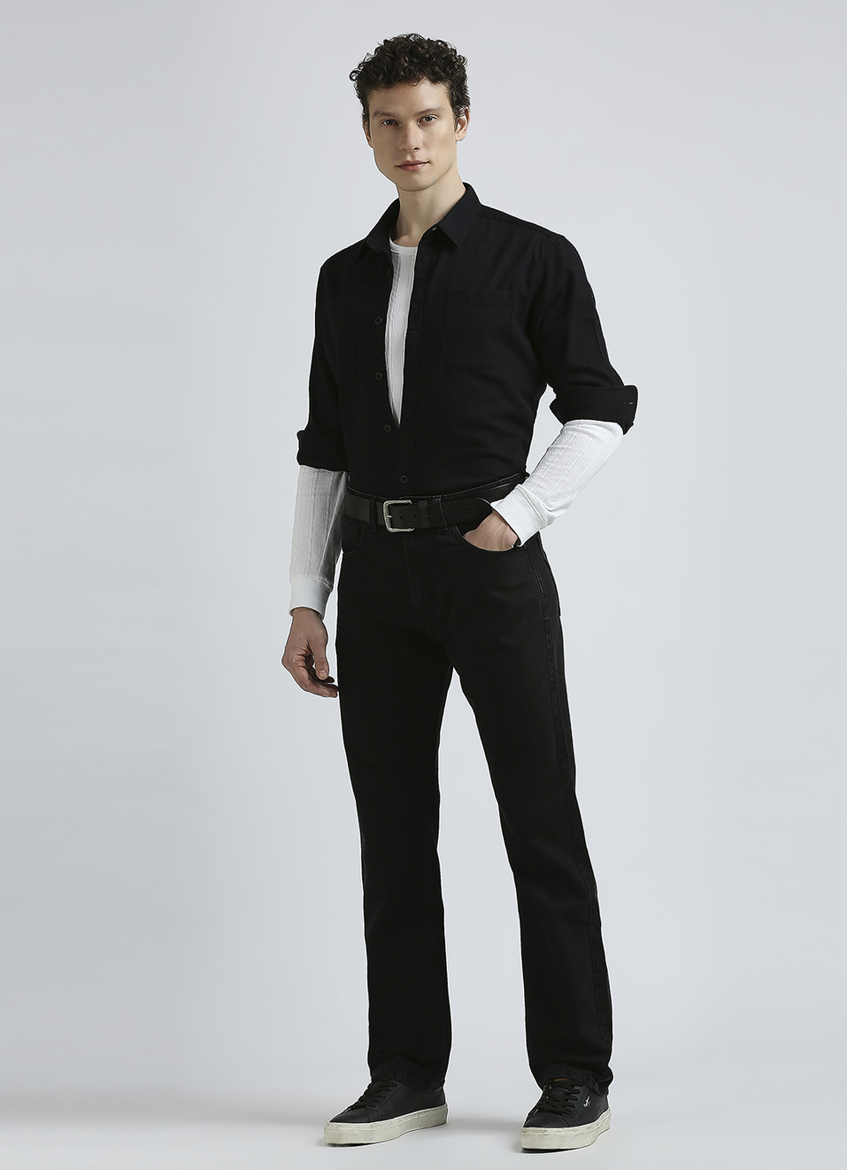 Marvis Black Mid Rise Loose Straight Jeans, , large image number 3