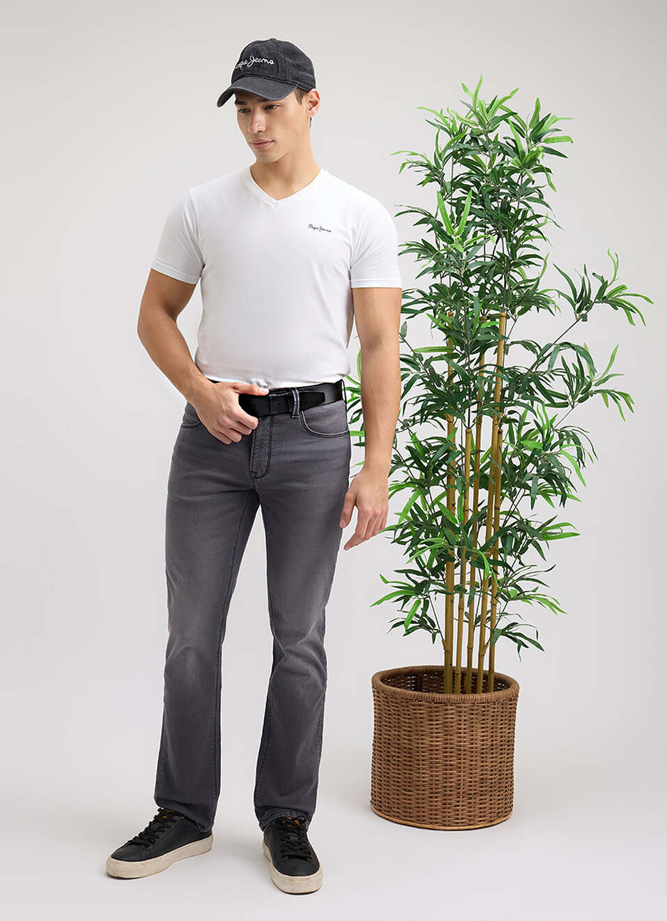 Men Dark Grey Mid Rise Straight Structured Jeans, , large image number 1