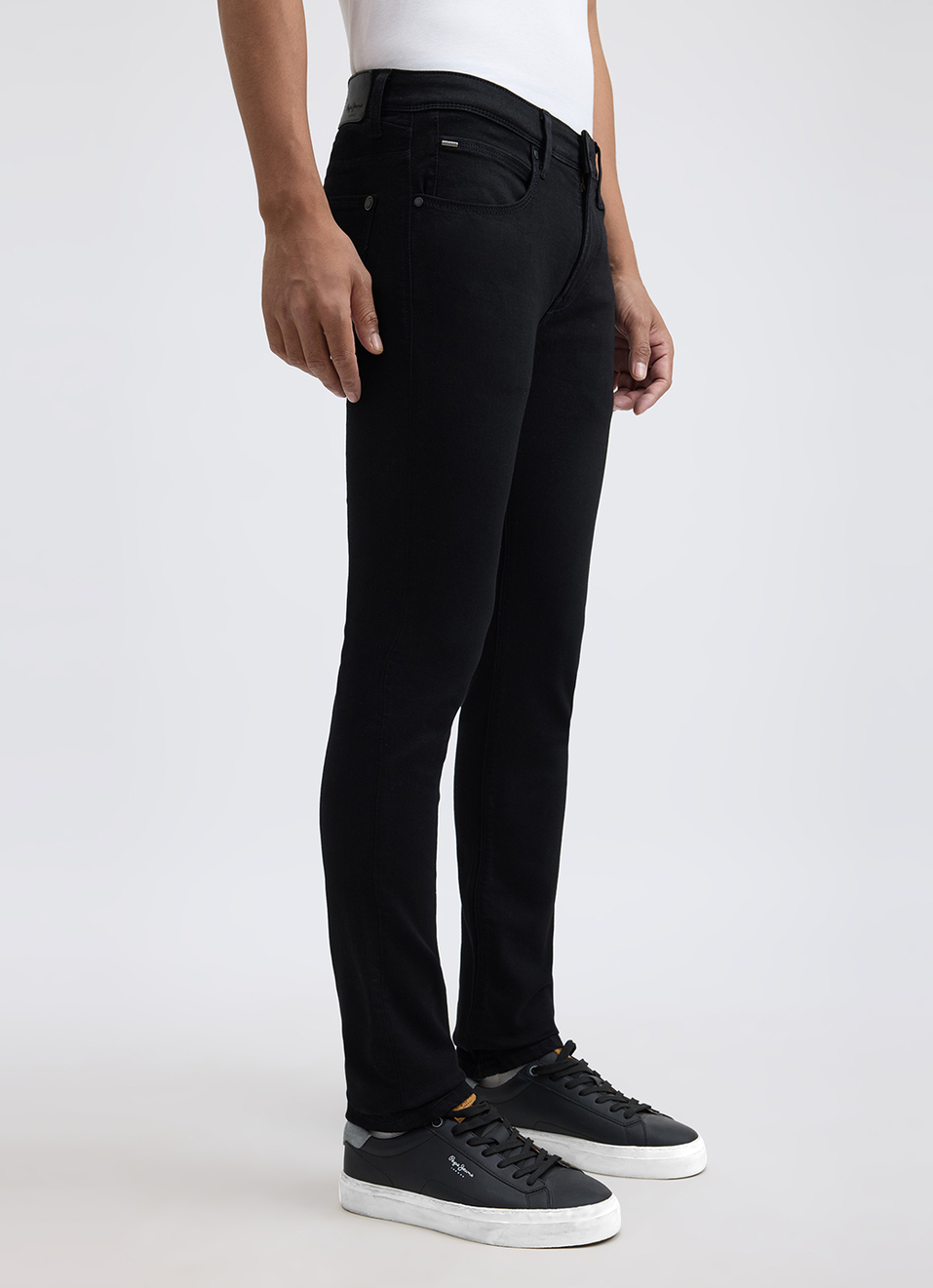 Men Black Mid Rise Slim Powerflex Jeans, , large image number 6