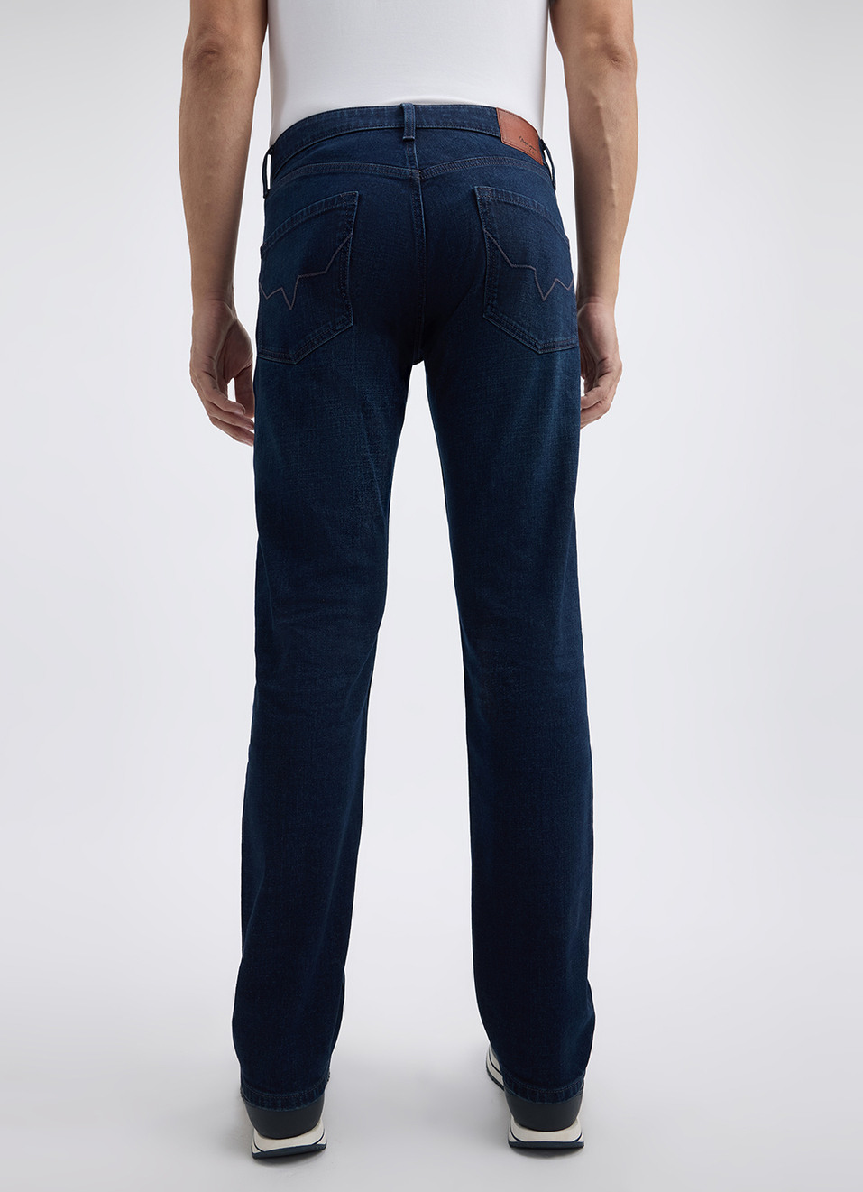Men Dark Blue Straight Fit Mid Rise Jeans, , large image number 3