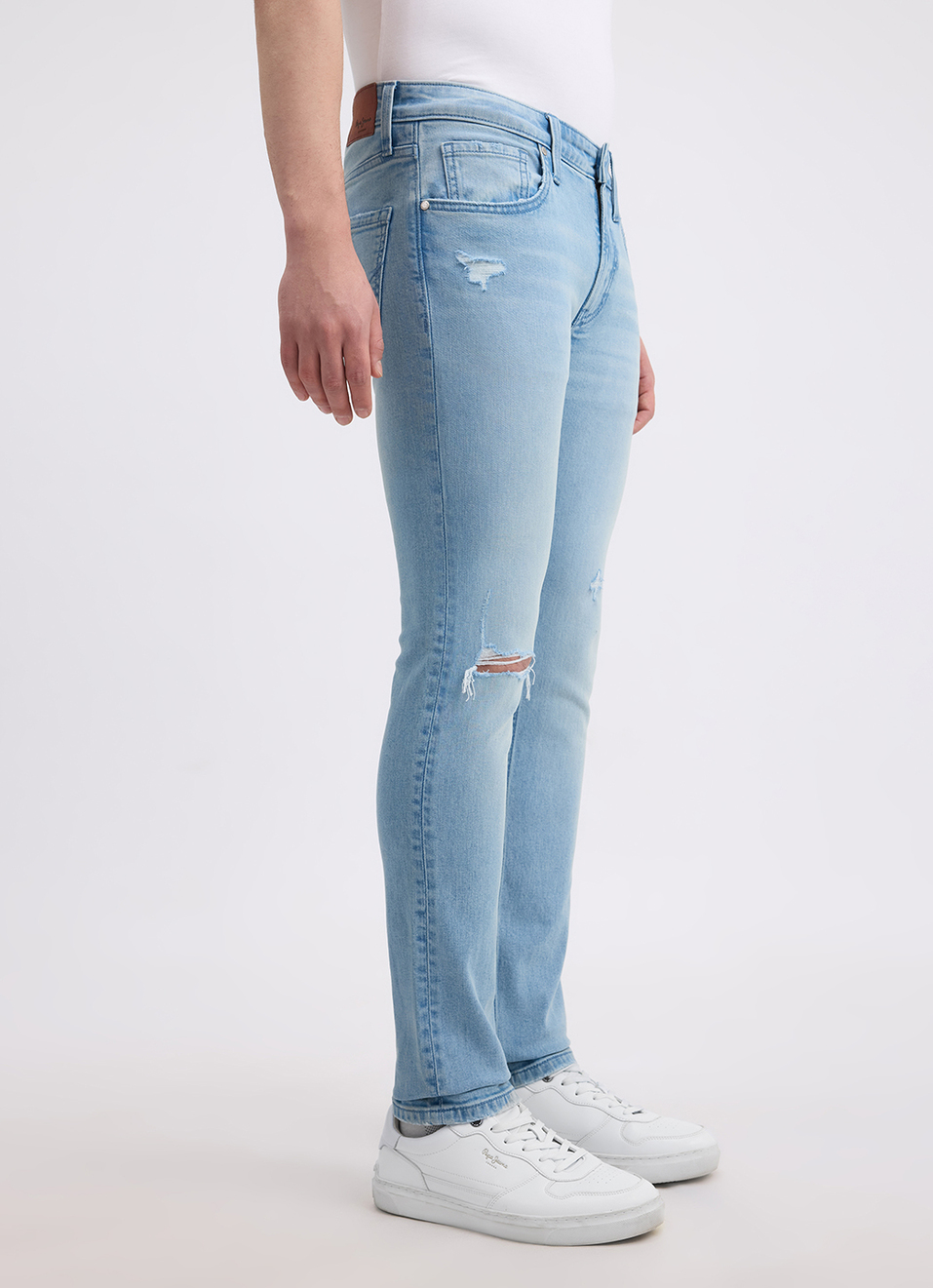 Men Blue Slim Fit Mid Rise Distressed Jeans , , large image number 2