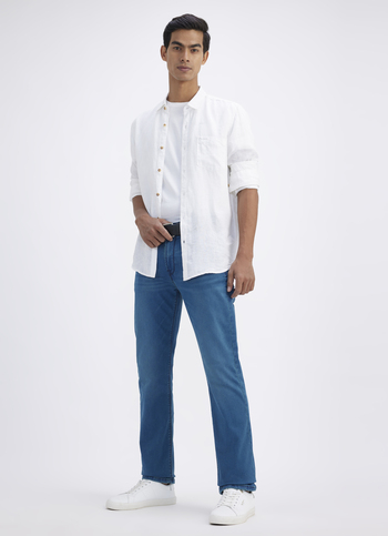Men Green Straight Fit Mid Rise Structured Jeans 