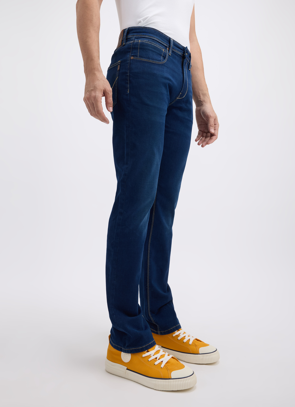 Men Blue Mid Rise Straight Structured Jeans, , large image number 3