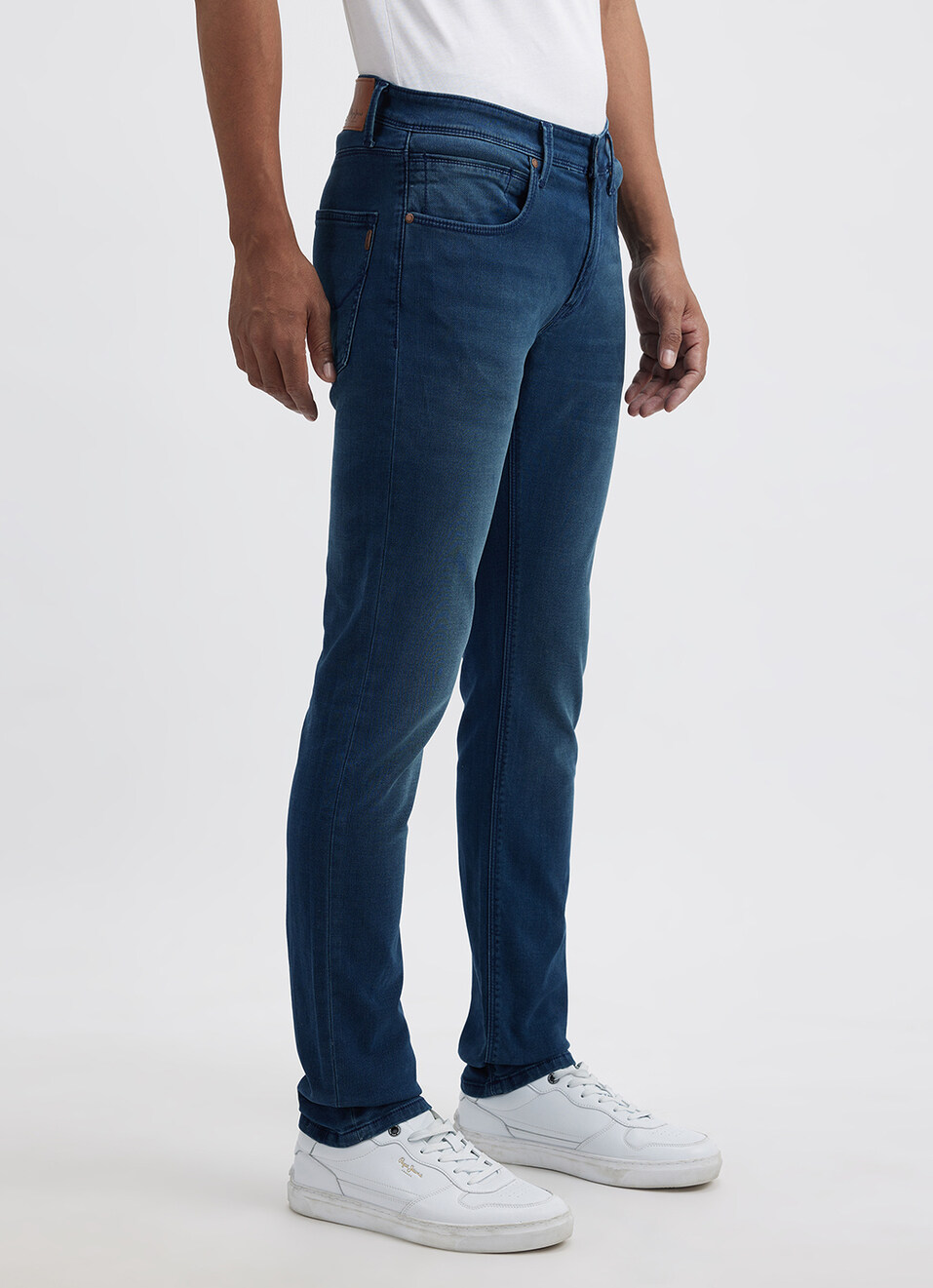 Men Blue Mid Rise Slim Structured Jeans, , large image number 5