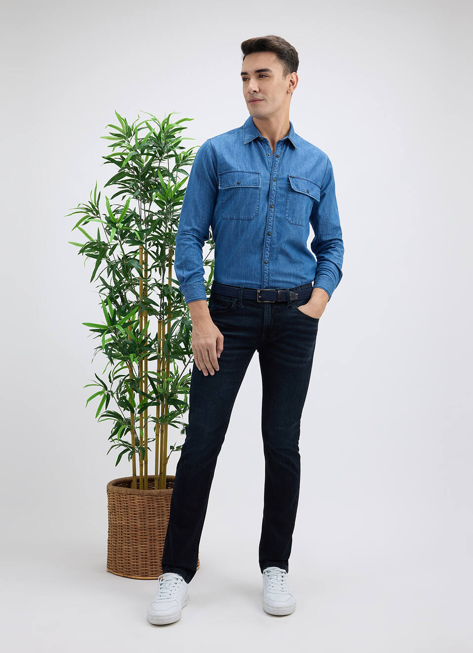 Men Black Mid Rise Slim Structured Jeans, , large image number 1