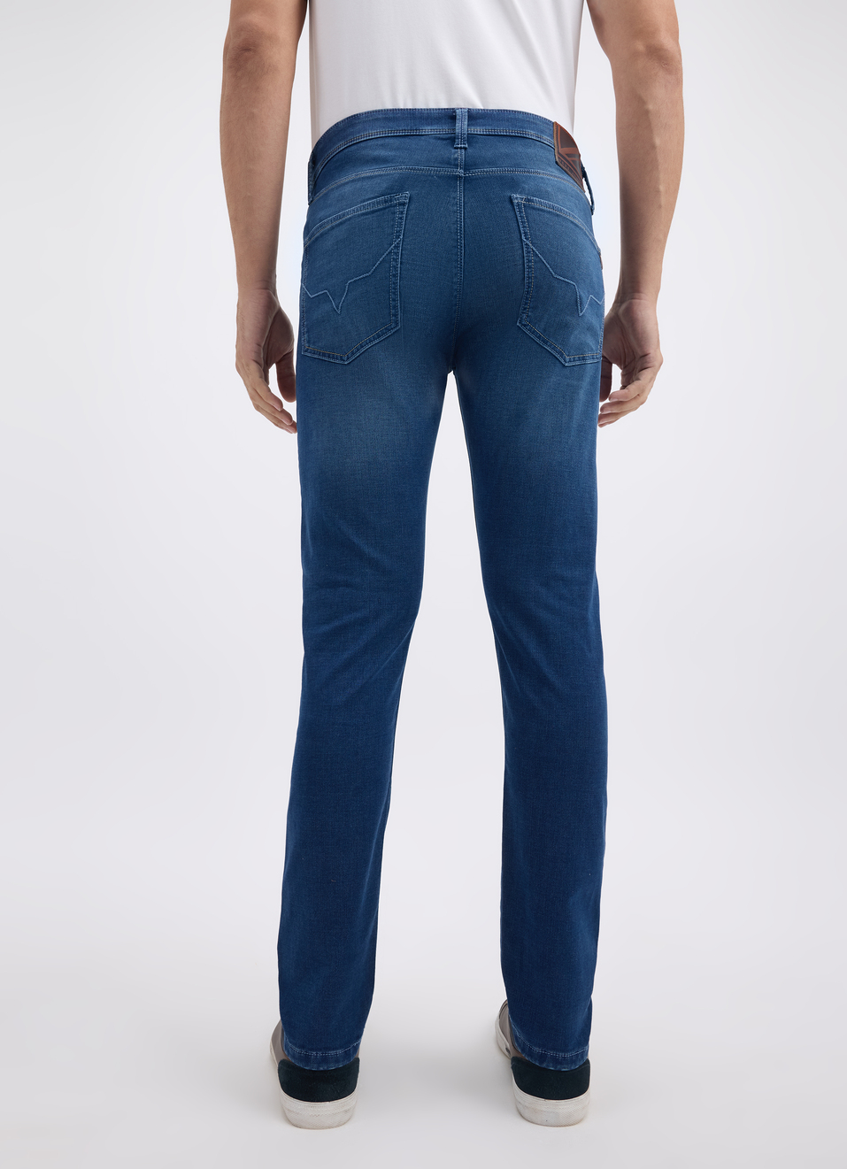 Men Blue Slim Tapered Fit Low Rise Jeans , , large image number 2
